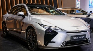 Lexus ES đời mới cập bến Đông Nam Á: Bổ sung bản điện chạy khoảng 560 km, chờ ngày về Việt Nam